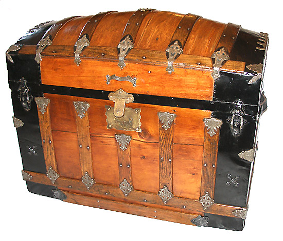 Antique Samson Foot Locker – USABLE – NEEDS TLC – COLLECTIBLE ANTIQUE TRUNK